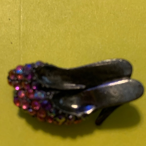 Pin - Picture 2 of 3